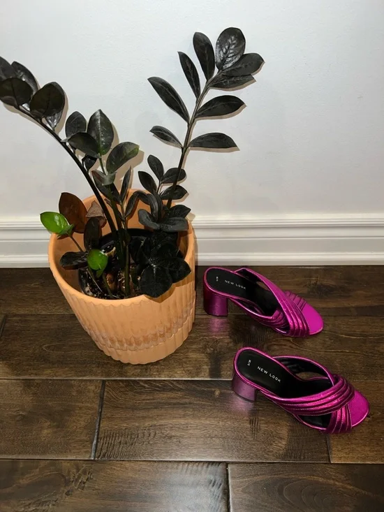 Pink Metallic Heels - Picture 6 of 10